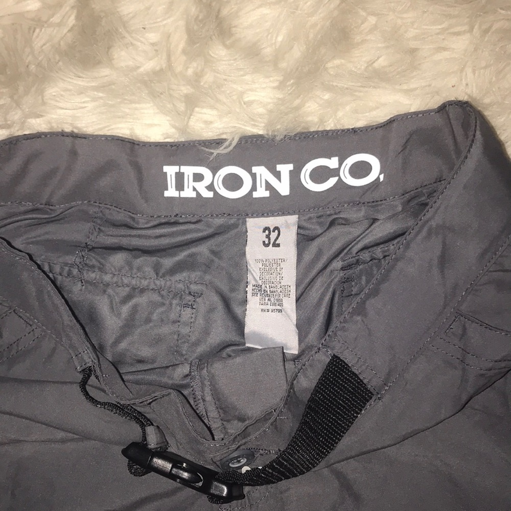 Men’s Shorts - Picture 2 of 4